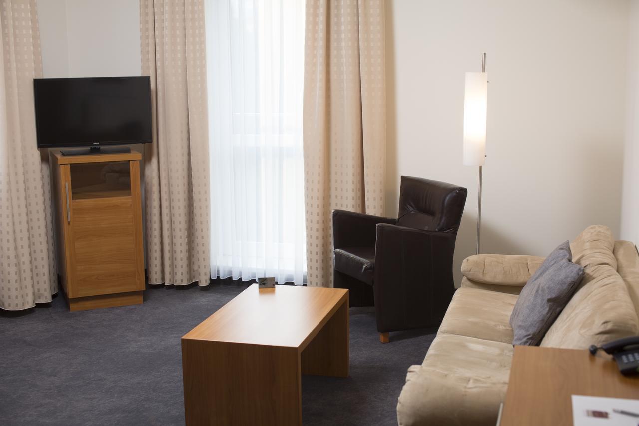 Stadthotel Crailsheim Ngoại thất bức ảnh